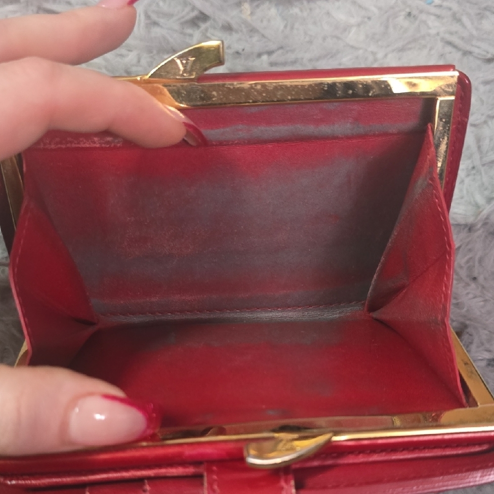 Louis Vuitton Monogram Vernis with Kiss lock Red Patent Small Wallet USED - Picture 9 of 13